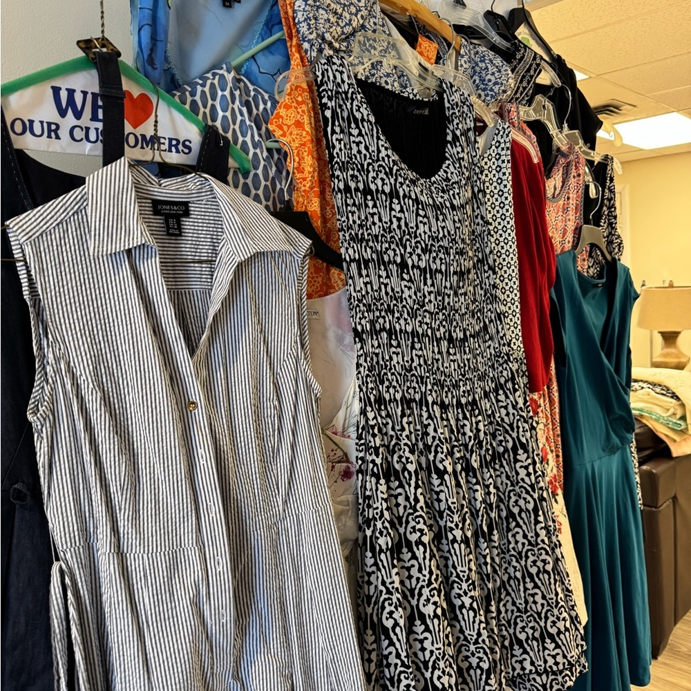 Stylish Patterned And Solid Dresses And Slacks Bu… - image 2